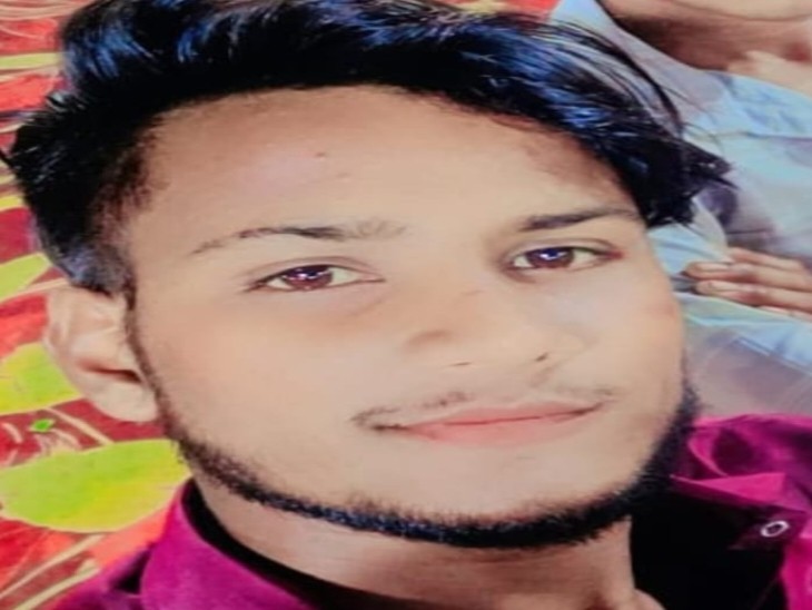 चाकू से गोदकर की गई थी गौतम मौर्य की हत्या।