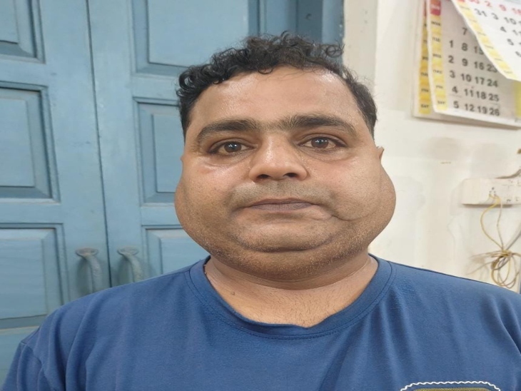 पुलिस ने भाजपा मंडल कोषाध्यक्ष भास्कर मुदलियार को गिरफ्तार किया।