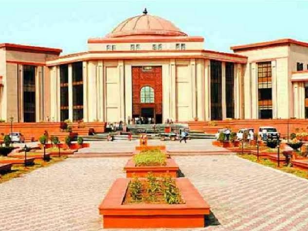 बिलासपुर में बिजली विभाग की अव्यवस्था पर शासन ने दिया जवाब, हाईकोर्ट बोला-समयबद्ध हो काम|बिलासपुर (छत्तीसगढ़),Bilaspur (Chhattisgarh) - Dainik Bhaskar