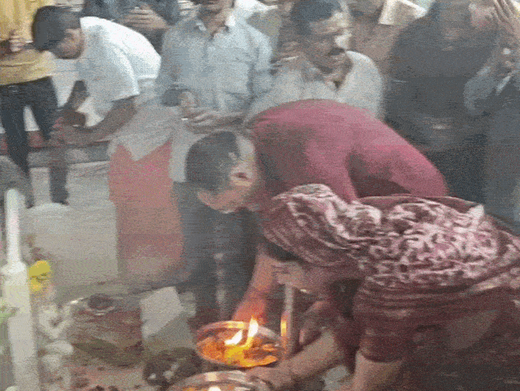 भोपाल में सावन के पहले सोमवार पर सुबह से जलाभिषेक जारी|भोपाल,Bhopal - Dainik Bhaskar