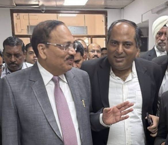 विपन सगड़ CJI से मिले