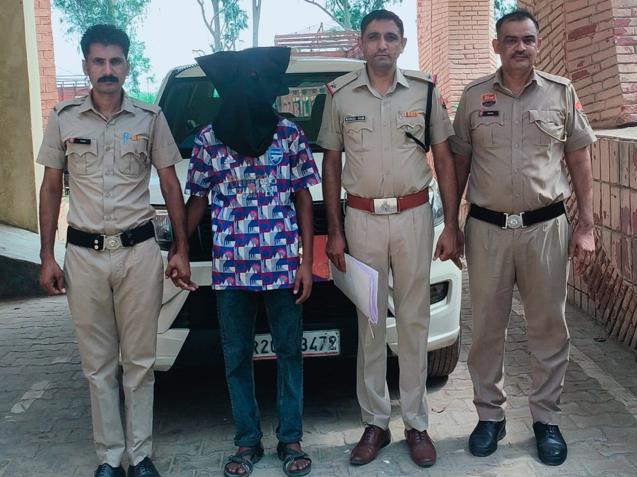 पुलिस ने 2 पहले पकड़े; सभी हिसार के रहने वाले|उकलाना,Uklanamandi - Dainik Bhaskar