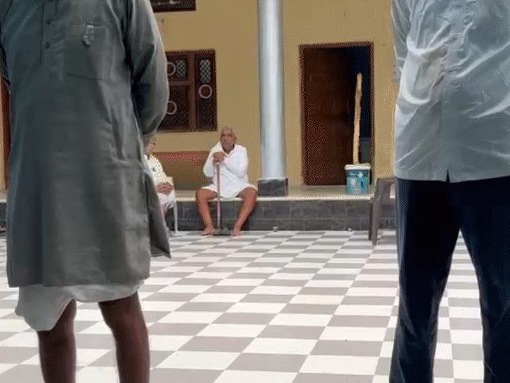 At the time of the incident, the Panchayat Secretary's father and one brother were present in the house