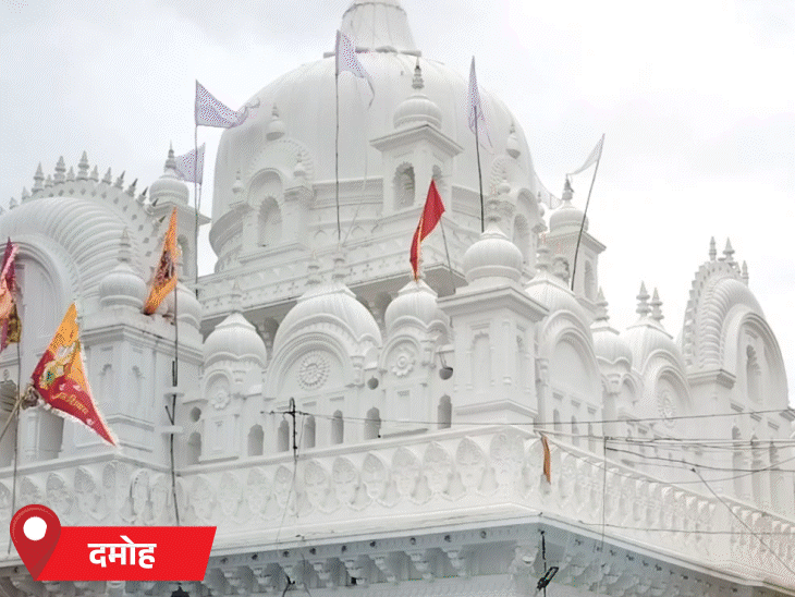 सुबह 4 बजे पट खुलते ही श्रद्धालुओं की लंबी कतारें लग गईं।