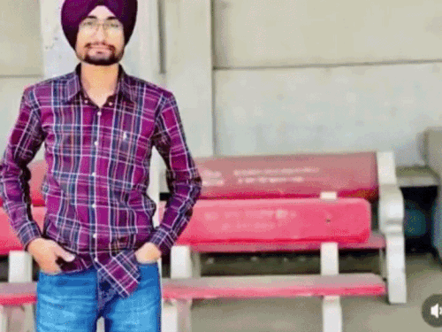 युवक ने ये फोटो अपने इंस्टाग्राम अकाउंट पर शेयर किए हैं।