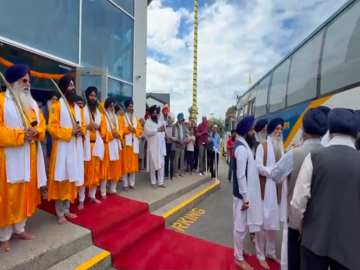 SGPC ने कुछ समय पहले पावन स्वरूपों को कनाडा भेजा था। - फाइल फोटो