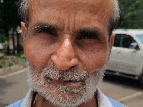 Hair growing inside the mouth causes unbearable pain while eating and swallowing.