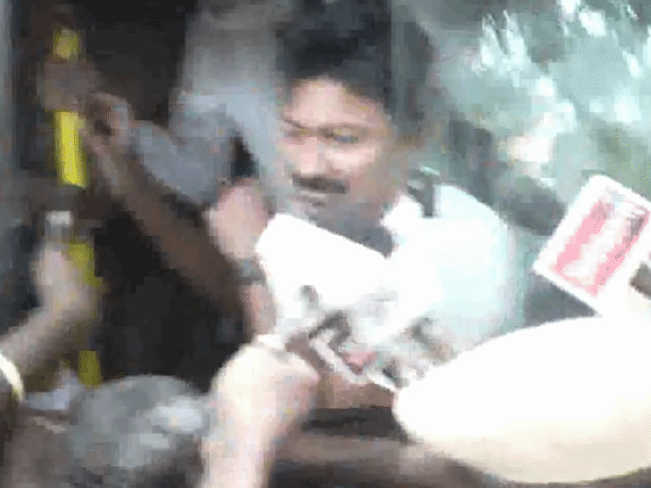 Chennai police have taken Udhayanidhi Stalin into custody on Tuesday.