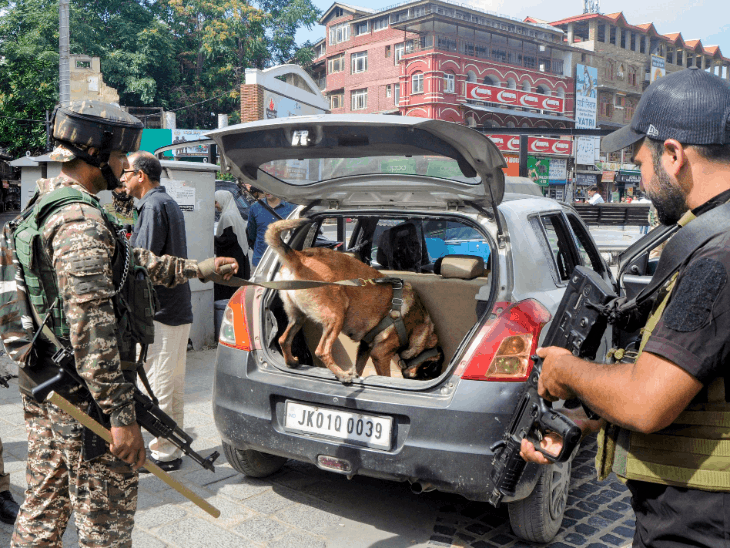 31 जुलाई को कुलगाम के केलाम में 2 बाहरी मजदूरों की आतंकियों ने हत्या कर दी थी। - Dainik Bhaskar
