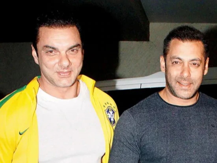 Salman Khan is the eldest brother and Sohail Khan is his youngest brother. Both are sons of Salim Khan.