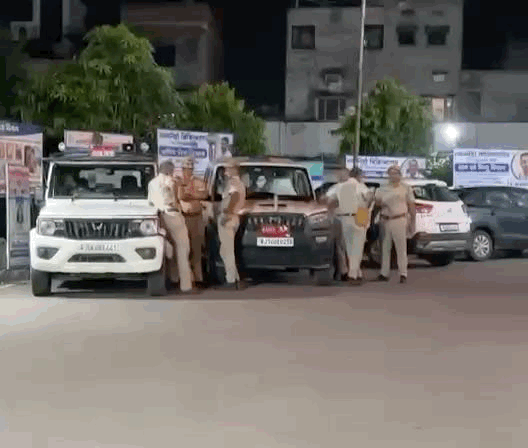 भीलवाड़ा के रामस्नेही हॉस्पिटल से उदयपुर के गीतांजलि हॉस्पिटल तक पूरे रास्ते पुलिस ने मोर्चा संभाले रखा था।