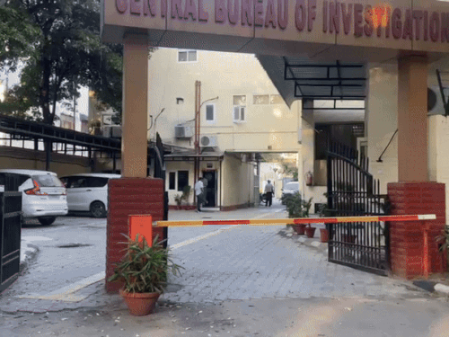 CBI चंडीगढ़ इस मामले की जांच कर रही है।