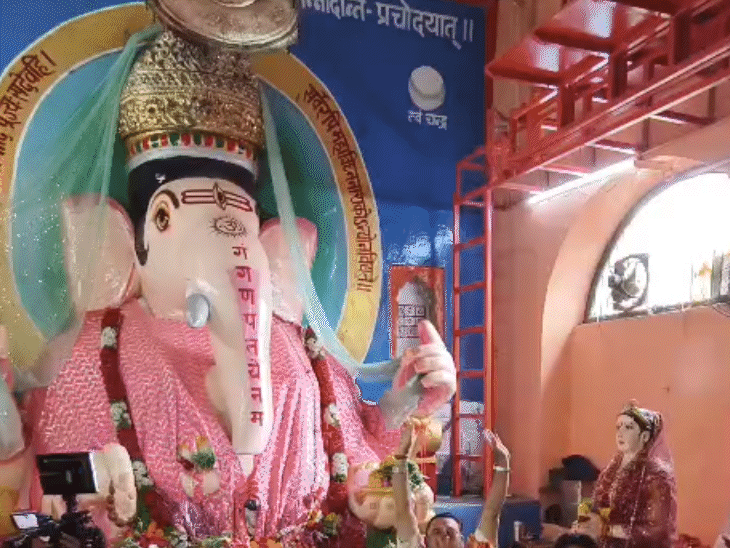 स्वतंत्रता दिवस पर भगवान बड़े गणेश को तिरंगा अर्पित किया जाएगा।