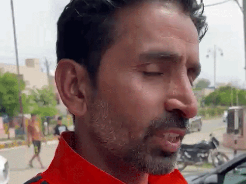अंकुश के कोच प्रदीप सावंत।