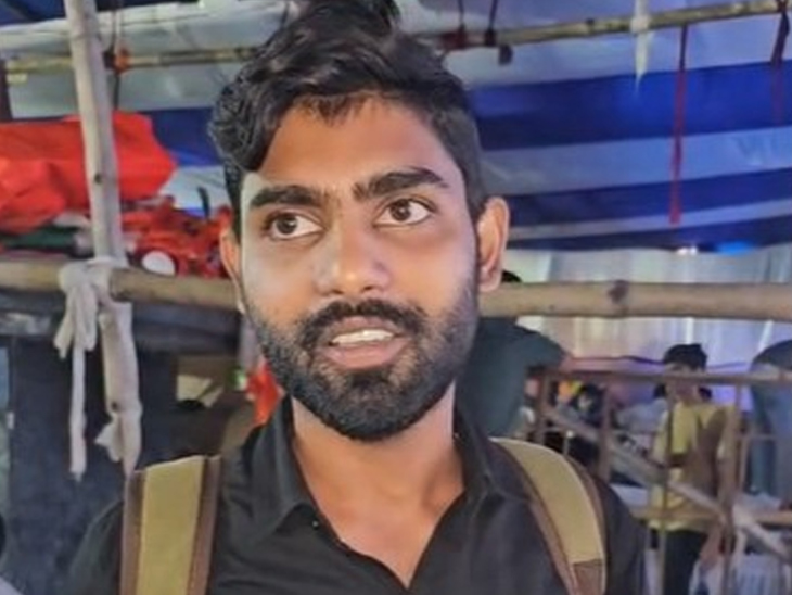 नीतीश कुमार ने कहा- 14वीं जेपीएससी की पीटी मैंने पास कर ली है। रांची में रहकर मेंस की तैयारी कर रहा हूं। पर इस परीक्षा में जिस तरह से धांधली हुई है, आप लोग देख ही रहे हैं।