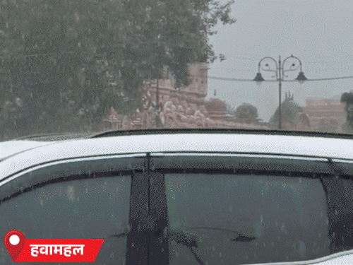 सड़क पर भरे पानी में धरने पर बैठे लोग; कानोता बांध लबालब, बस्सी के तूंगा में 19MM बरसे बादल|जयपुर,Jaipur - Dainik Bhaskar