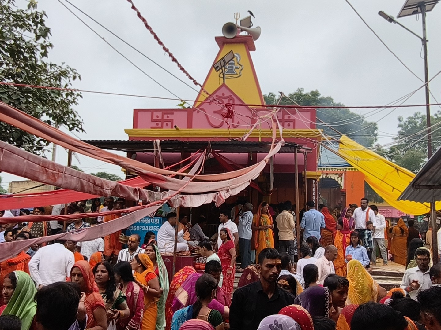 Jharkhand Dham Sawan Somwar | Giridih Shiv Temple Devotees Bol Bam