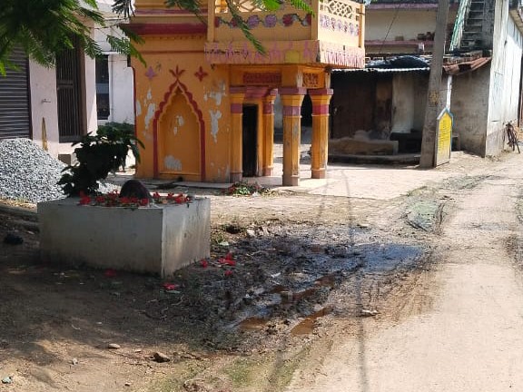 Campierganj News | Ramwapur Waterlogging Issue Resolved After Bhaskar ...