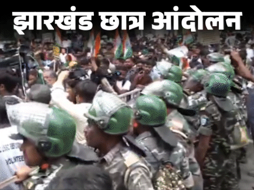भूख हड़ताल पर बैठे देवेंद्रनाथ भी शामिल, पुलिस ने कंटीले तार लगाए; BJP का CM हाउस पर धरना|रांची,Ranchi - Dainik Bhaskar
