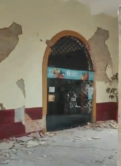 भूकंप के बाद चोको प्रांत में कई इमारतों को नुकसान पहुंचा।