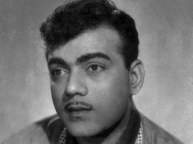 Lucky Ali is the son of famous actor and comedian Mehmood.
