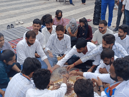 NSUI स्टूडेंट्स ने सद्बुद्धि यज्ञ किया।