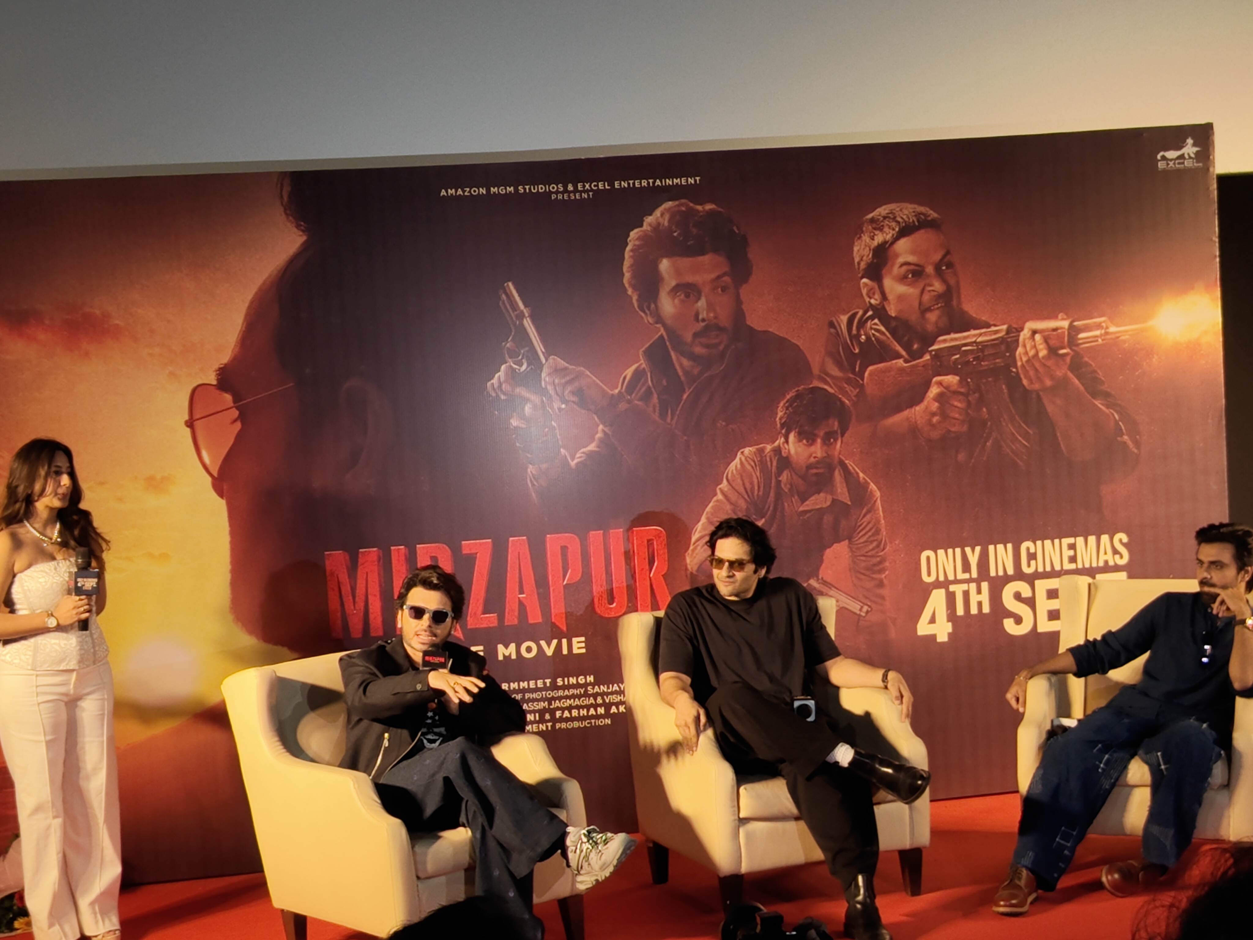 Star cast discussing the film