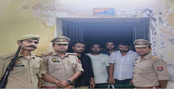 गिरफ्तार आरोपी।