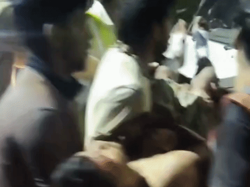 Injured laborers are being admitted to the district hospital.