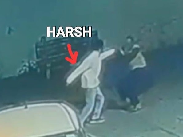 पुलिस की ओर से जारी की गई सीसीटीवी में दावा किया गया कि ये हर्ष की फोटो है, जिसने मर्डर किया है। - Dainik Bhaskar