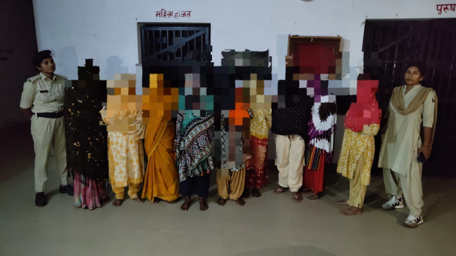 पुलिस की गिरफ्त में आरोपी।
