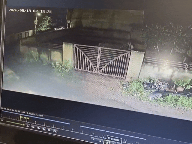 गाड़ी चोरी होने के बाद सीसीटीवी फुटेज में रिकॉर्ड हुई।