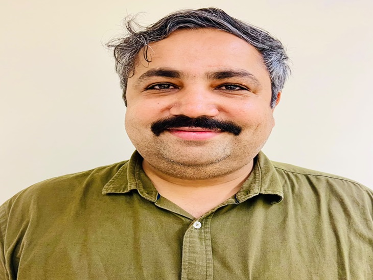 मडूटा प्रधान प्रदीप कुमार।
