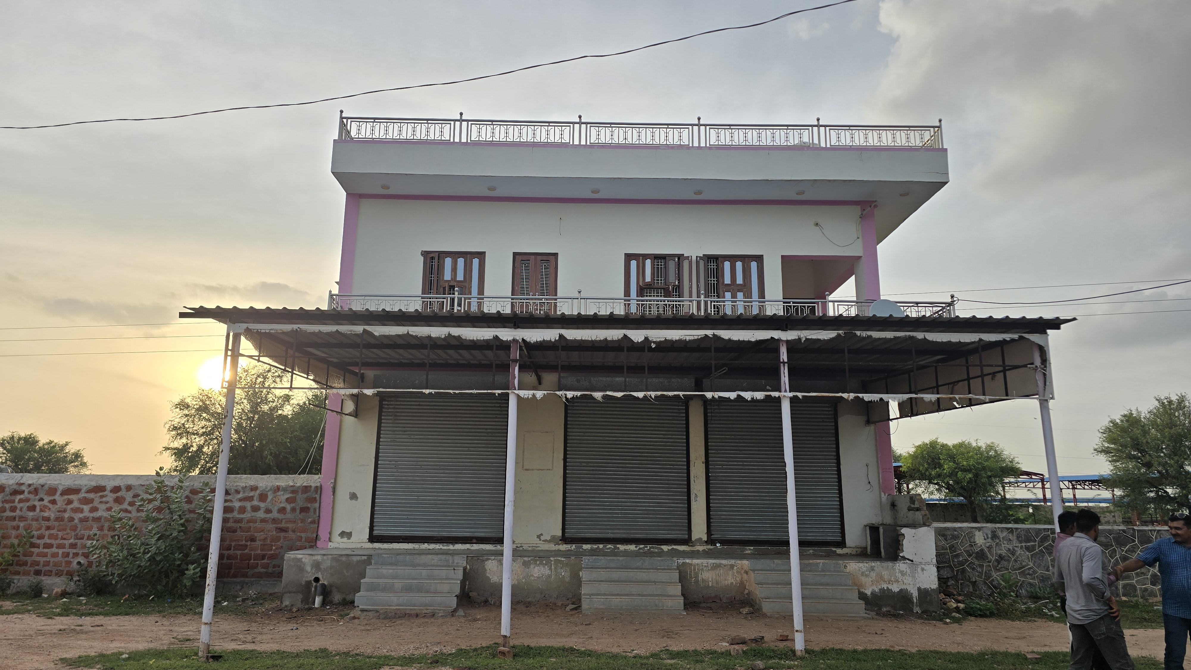 शहर के पास हाईवे पर यहां संचालित हो रही थी फैक्ट्री।