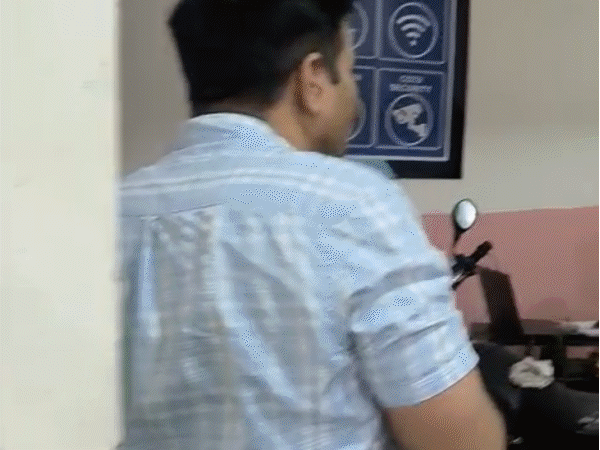 अधिकारियों ने कहा कि दस्तावेज जांचने के बाद ही अनुपातहीन संपत्ति का अंतिम आकलन किया जाएगा। - Dainik Bhaskar