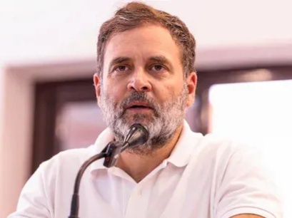राहुल गांधी ने गुरुवार को X पर लिखा कि आज भी इंसान की हैसियत उसके जन्म से तय होती है। (फाइल फोटो) - Dainik Bhaskar