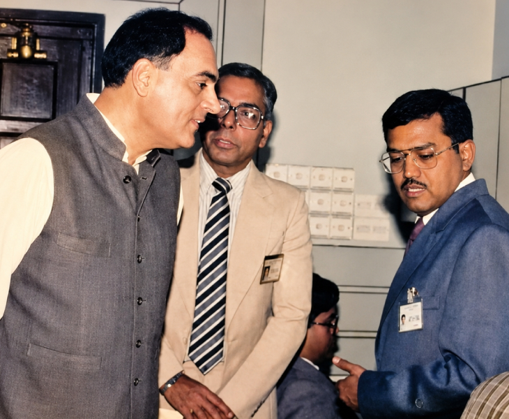 साल 1988, पीएम राजीव गांधी, IB चीफ एमके नारायणन और अजीत डोभाल।