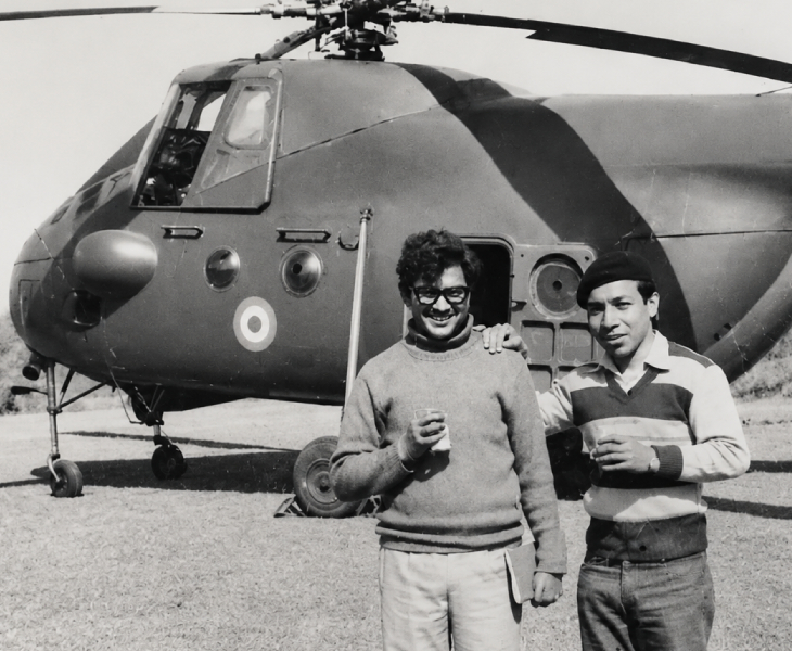 1970 के दशक की तस्वीर। लालडेंगा के साथी जोरामथंगा के साथ अजीत डोभाल। (चश्मा पहने हुए)