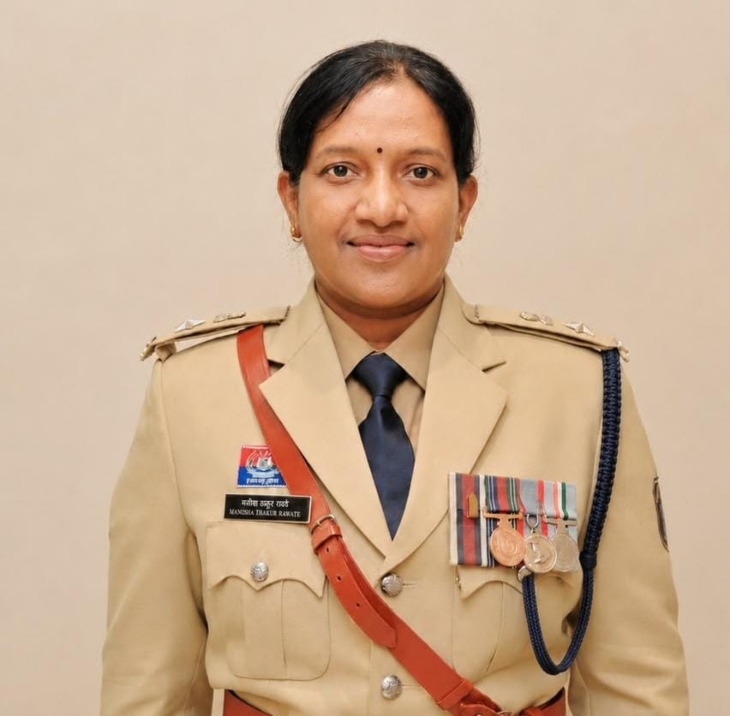 मनीषा ठाकुर रावटे सराहनीय सेवा पदक 20 वाहनी बटालियन की कमांडेंट है। डायल 112 प्रोजेक्ट में महत्तवपूर्ण भूमिका निभाई थी।