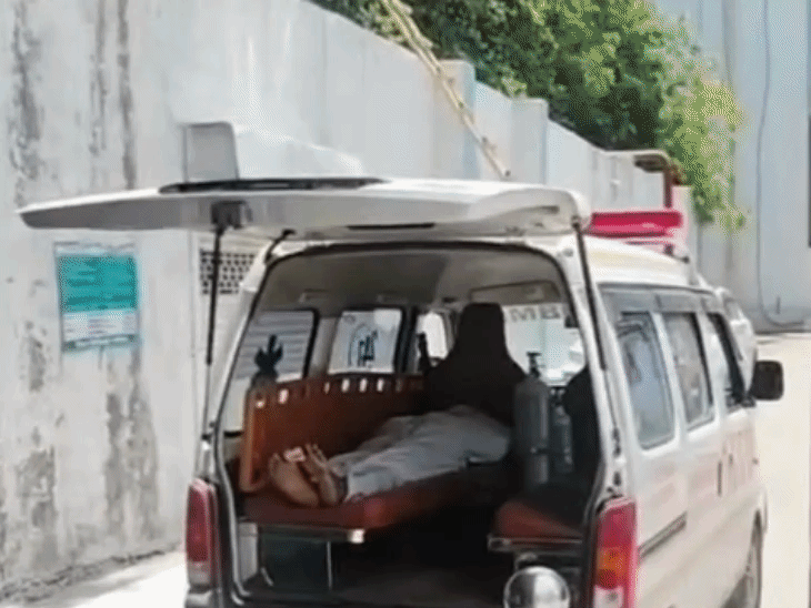 14 साल से पति से अलग रही थी, बेटी का कॉल रिसीव नहीं, भाई पहुंचा तो फंदे पर लटकी मिली|ग्वालियर,Gwalior - Dainik Bhaskar
