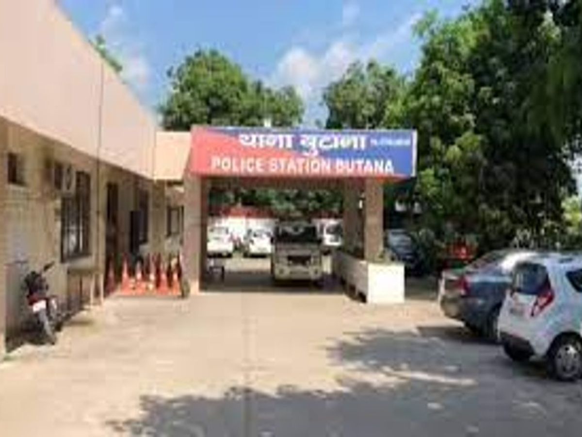 करनाल बुटाना थाना की फोटो।