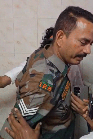 Devendranath Mahto wants to participate in the Tiranga Yatra, but the administration has stopped him citing health reasons.