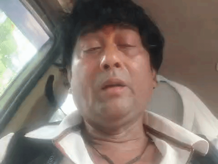 बीजेपी नेता गुरुमुख करोसिया ने कहा- दोनों महिलाओं ने मुझे लूटा।