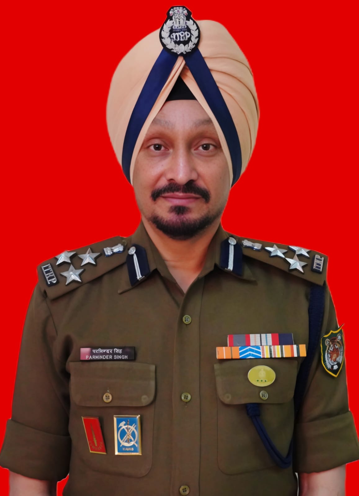 यह ITBP डीआईजी परमिंदर सिंह की तस्वीर है, जिनकी सड़क हादसे में मौत हो गई।