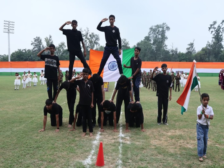 मथुरा रिफाइनरी में आयोजित कार्यक्रम में प्रस्तुतियों ने सभी लोगों को देश भक्ति से ओतप्रोत कर दिया