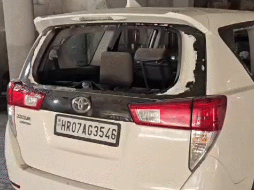 कमेंटी मेंबर बोले, पुलिस ने गाड़ी का ये हाल किया