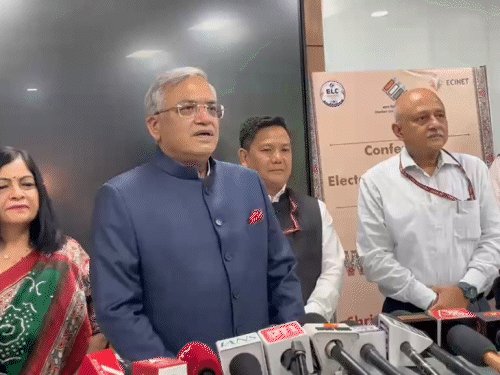पटना में मुख्य निर्वाचन आयुक्त, बोले-मतदाता सूची शुद्धिकरण में बिहार सबसे सफल; कल ECINET पर बड़ा सम्मेलन|पटना,Patna - Dainik Bhaskar
