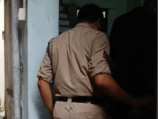 सागर में नोट गिनने मशीन मंगानी पड़ी; परिजन बोले- PWD इंजीनियर की रकम|सागर,Sagar - Dainik Bhaskar