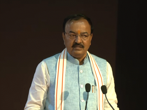 केशव बोले- मुझे नहीं लग रहा है कि विधानसभा चुनाव से पहले ग्राम सभाओं का चुनाव होने वाला है।