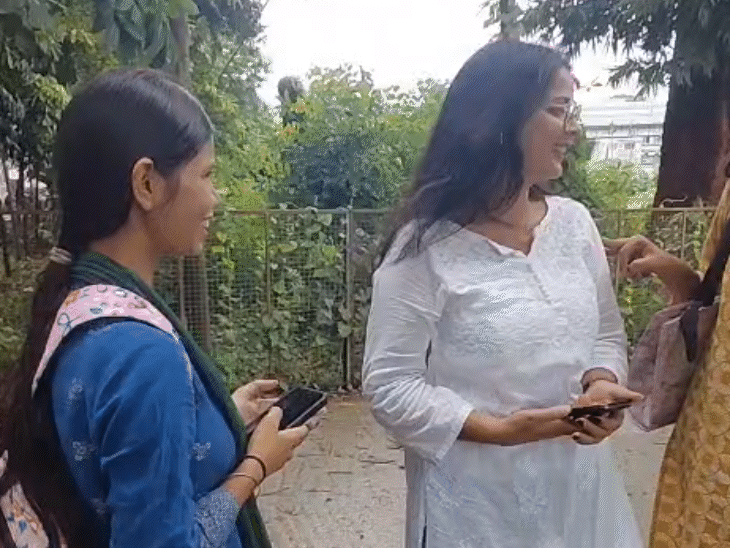 सम्राट चौधरी के फैसले पर छात्राओं ने 50-50 सहमति जताई।